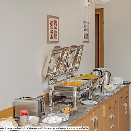 Itsy Hotels Deluxe Inn Ченнаи Экстерьер фото